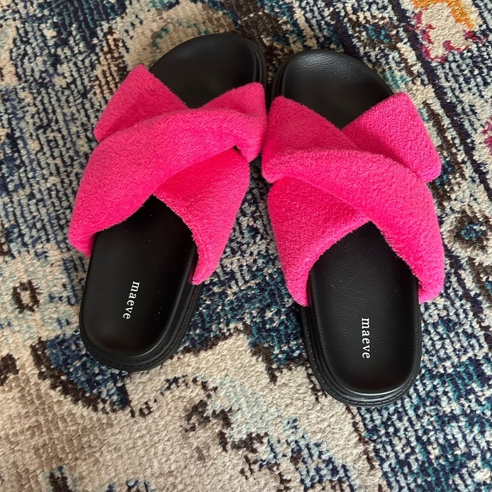 Maeve Women's Pink Slide Sandals